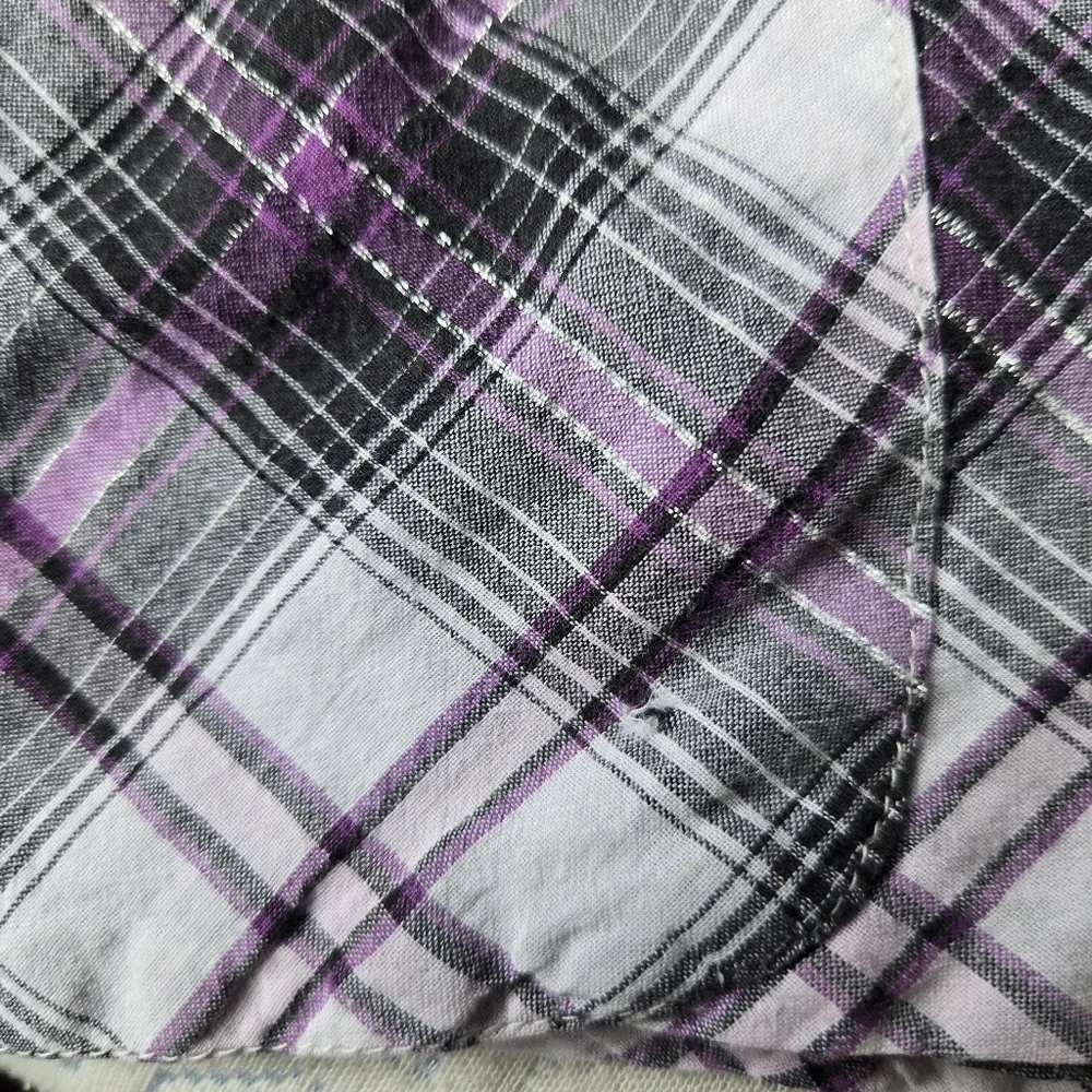Healing Hands Plaid Scrub Top, S - Picture 10 of 10